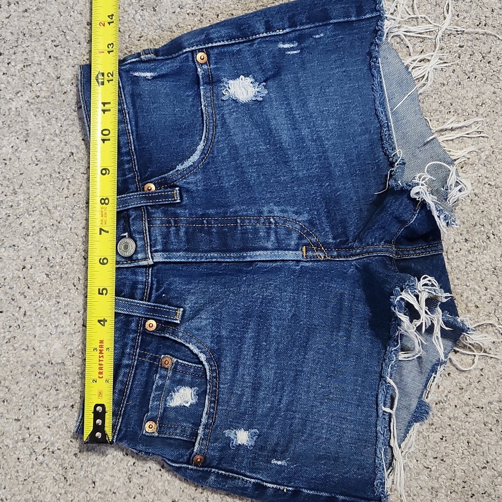 Levi's 501® Original Fit High Rise Women's Shorts Midnight Distressed Wash 24 - Picture 5 of 12
